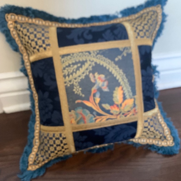 Fancy Luxurious Pillow Covers from Florence, Italy - Picture 13 of 16